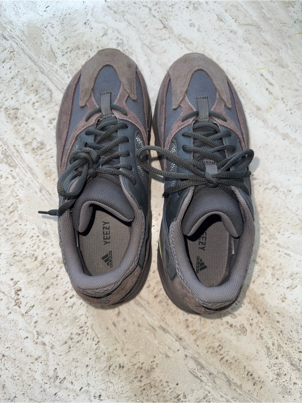 Adidas Yeezy Boost 700 Mauve Sneakers – Men’s Size 11
